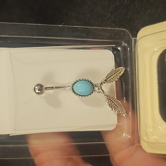 Belly button ring - Picture 2 of 2